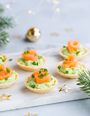 Ετοιμάζετε ρεβεγιόν στο σπίτι; Τα λαχταριστά finger food που θα ξετρελάνουν τους καλεσμένους σας