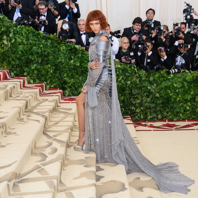 Red Carper Evolution: Οι πιο εντυπωσιακές εμφανίσεις του Met Gala μέχρι σήμερα 