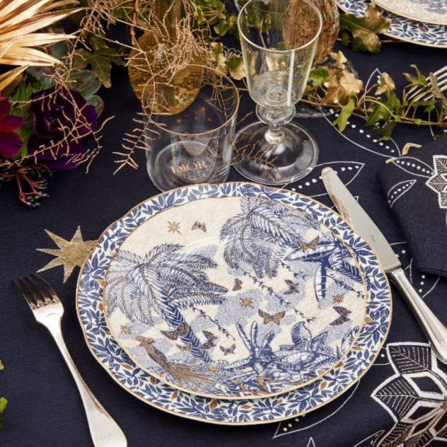 Οι μικροί θησαυροί του παρελθόντος που αξίζει να κρατήσουμε πριν το decluttering του σπιτιού μας