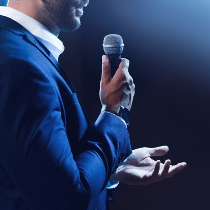 theSPEAKERS: Τα tips ενός expert για μια επιτυχημένη δημόσια ομιλία 