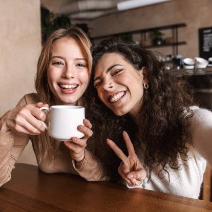 Αυτοί είναι οι 5 τύποι «ανθρώπινης σύνδεσης» που (όλοι) χρειαζόμαστε