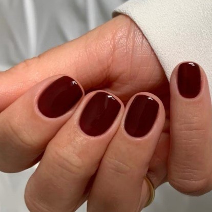 Οι φθινοπωρινές τάσεις στα νύχια που πρέπει να γνωρίζετε για το 2023