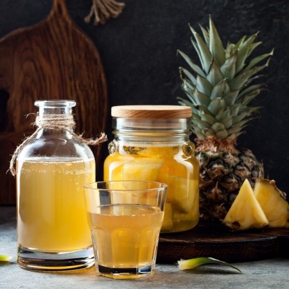 Kombucha Tea: Ποιο είναι το θαυματουργό ρόφημα για το οποίο όλοι μιλούν; 