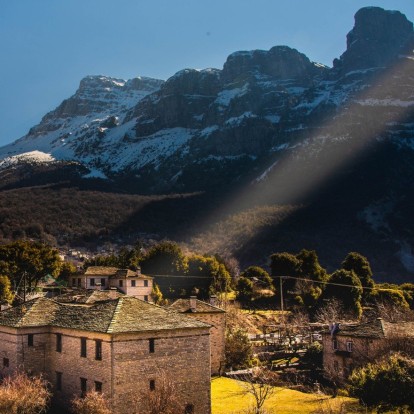 5 must-visit προορισμοί για μία χειμερινή απόδραση μακριά από όλους κι από όλα