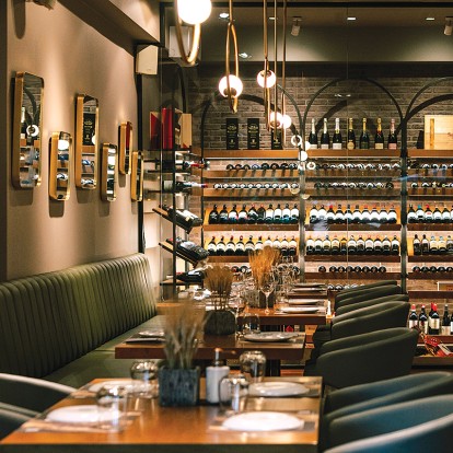 Aξέχαστα holiday gatherings στον μοναδικό οινογαστρονομικό προορισμό στη Σοφούλη 