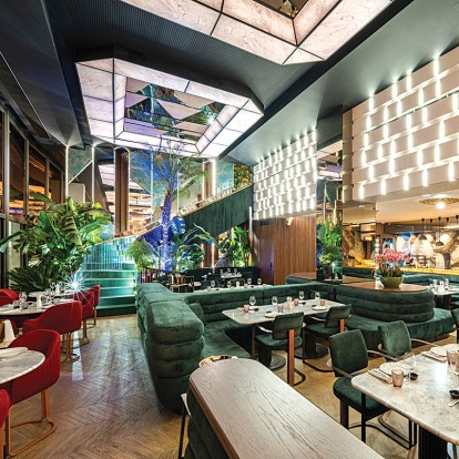 Εδώ θα βρείτε ένα σκηνικό χριστουγεννιάτικης αίγλης που συνδυάζεται με μια μοναδική εμπειρία φαγητού