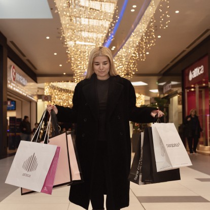 New year, new wardrobe: Τι να προσθέσετε στην capsule συλλογή σας σύμφωνα με τα trends του '24