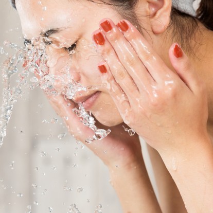 Κι όμως τόσο καιρό πλένετε το πρόσωπό σας λάθος 