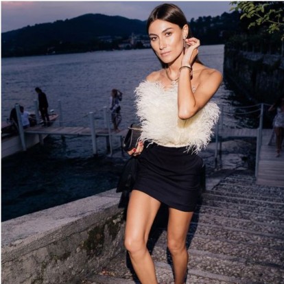 Party tops: Οι μπλούζες που θα αναβαθμίσουν τις βραδινές σας εμφανίσεις