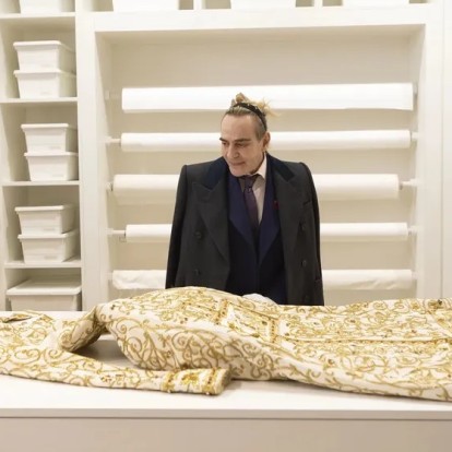 To documentary "High & Low" εξετάσει την άνοδο, την πτώση και την «εξιλέωση» του John Galliano