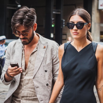 Έχετε κολλήσει στη ρουτίνα της σχέσης σας; 5+1 τρόποι να ξεφύγετε 