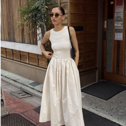 Dress Trend: Το φόρεμα που πρόκειται να είναι παντού αυτό το καλοκαίρι