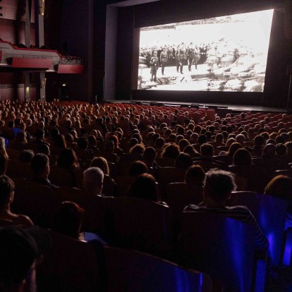 «150 Χρόνια Μεγάλη Βρεταννία: Η ιστορία μέσα στην Ιστορία»: Ένα σημαντικό ντοκιμαντέρ, με αφορμή την 150η επέτειο του ξενοδοχείου-συμβόλου της Αθήνας