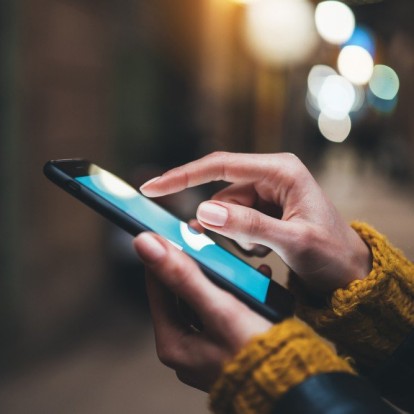 Micro-cheating: Τι είναι και πώς θα καταλάβετε αν είστε ένοχοι