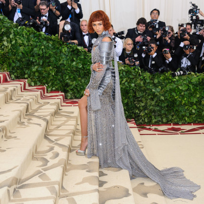 Red Carper Evolution: Οι πιο εντυπωσιακές εμφανίσεις του Met Gala μέχρι σήμερα 