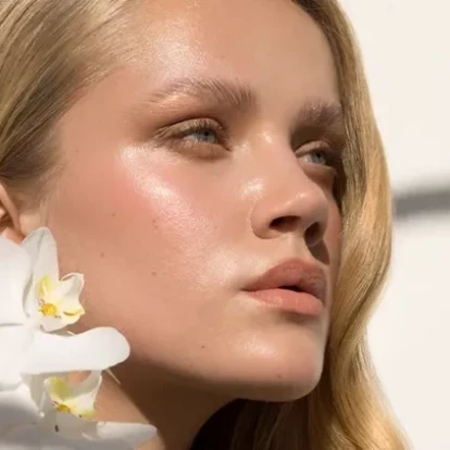 Skincare SOS: Ποια συστατικά προϊόντων πρέπει να αποφεύγουμε κατά την έκθεση στον ήλιο 