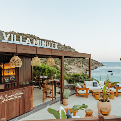 5 μοναδικές συνέργειες στα luxurious resorts των ελληνικών νησιών όπου χτυπά η καρδιά του καλοκαιριού