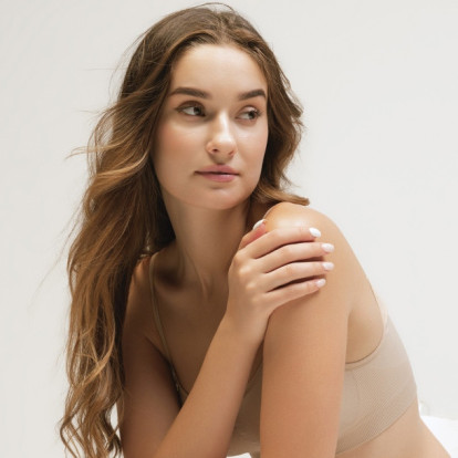 Μια νέα σειρά καλλυντικών, σχεδιασμένη να προσφέρει πολυδραστική φροντίδα και άμεση αίσθηση φρεσκάδας