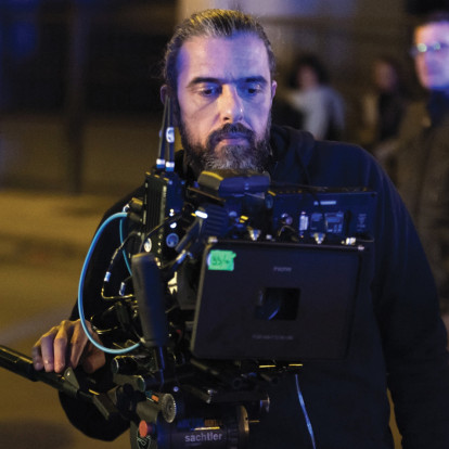 Ο Σωτήρης Τσαφούλιας μάς μοιράζεται αποκλειστικά τη δική του αλήθεια και τις βαθιές του ανησυχίες