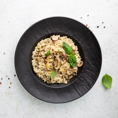 4 φανταστικές vegan συνταγές που μπορείτε να φτιάξετε σε χρόνο dt με τις πιο απολαυστικές sauces