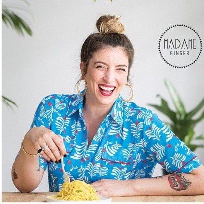 H Madame Ginger κυκλοφορεί το πρώτο της βιβλίο & μας μιλάει για τη μεγάλη της αγάπη, τη μαγειρική
