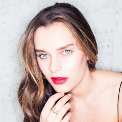 Velvety-Smooth Red: Tα καλύτερα κραγιόν στην πιο φλογερή απόχρωση 