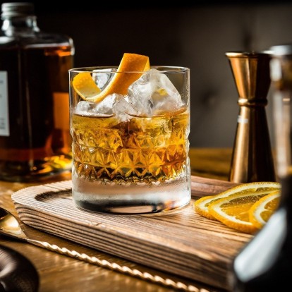 Τα cocktails του χειμώνα που επιλέγουν οι bar lovers 