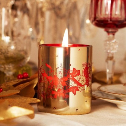 Tα πιο φίνα festive κεριά που θα κάνουν το σπίτι σας να «μυρίσει» Χριστούγεννα 