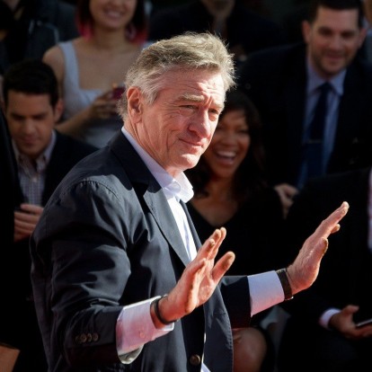 Στη Θεσσαλονίκη ο Robert de Niro: Σε ποιο ιστορικό κτίριο της πόλης πρόκειται να φωτογραφηθεί; 