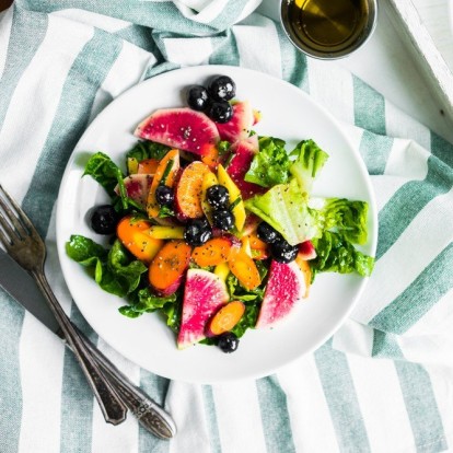 3 σαλάτες ιδανικές για το καλοκαιρινό Κυριακάτικο τραπέζι