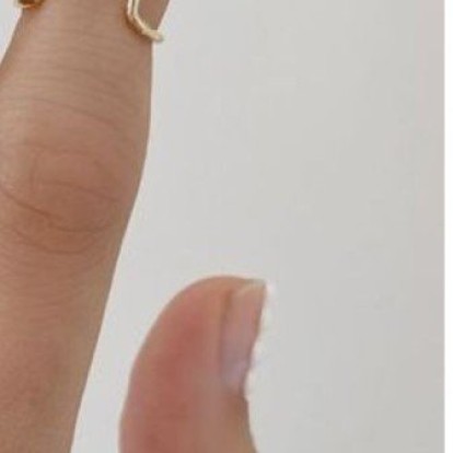 Winter 2022 Nail Trends: Μινιμαλισμός και french pearl κυριαρχούν 