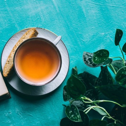 Πράσινο Τσάι: Γιατί μπορεί να εξαφανίσει το λίπος της κοιλιάς 