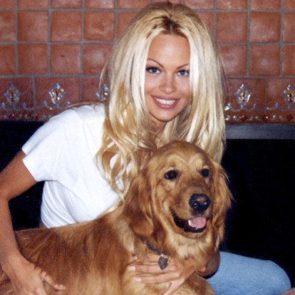 Pamela, A Love Story: 7 αποκαλύψεις από το νέο ντοκιμαντέρ της Pamela Anderson