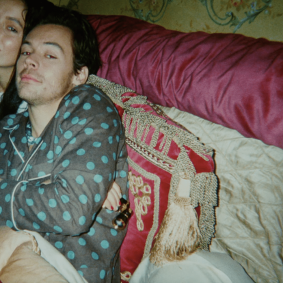 Το video clip του τραγουδιού Late Night Talking του Harry Styles απογειώνει τη μοντέρνα αντρική μόδα 